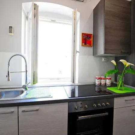Apartments Bulovic In The Very Center Of Split *