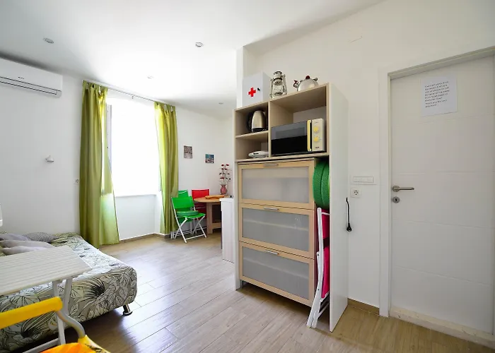 Gasthof Bulovic In The Very Center Of Split