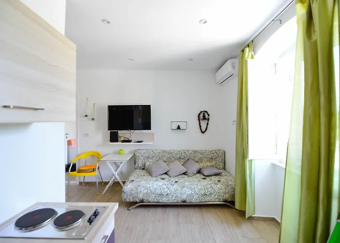 Gasthof Bulovic In The Very Center Of