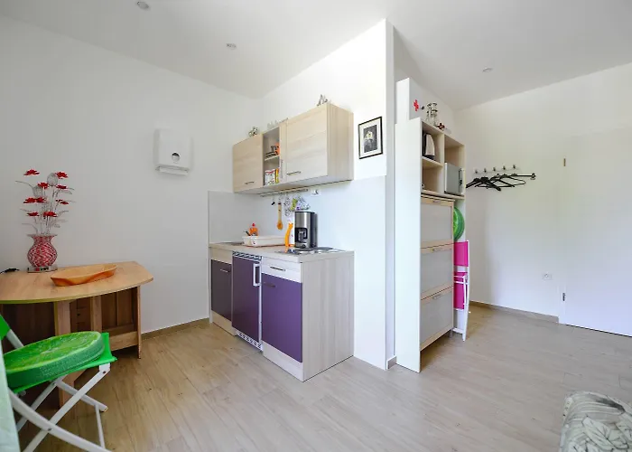 Bulovic In The Very Center Of